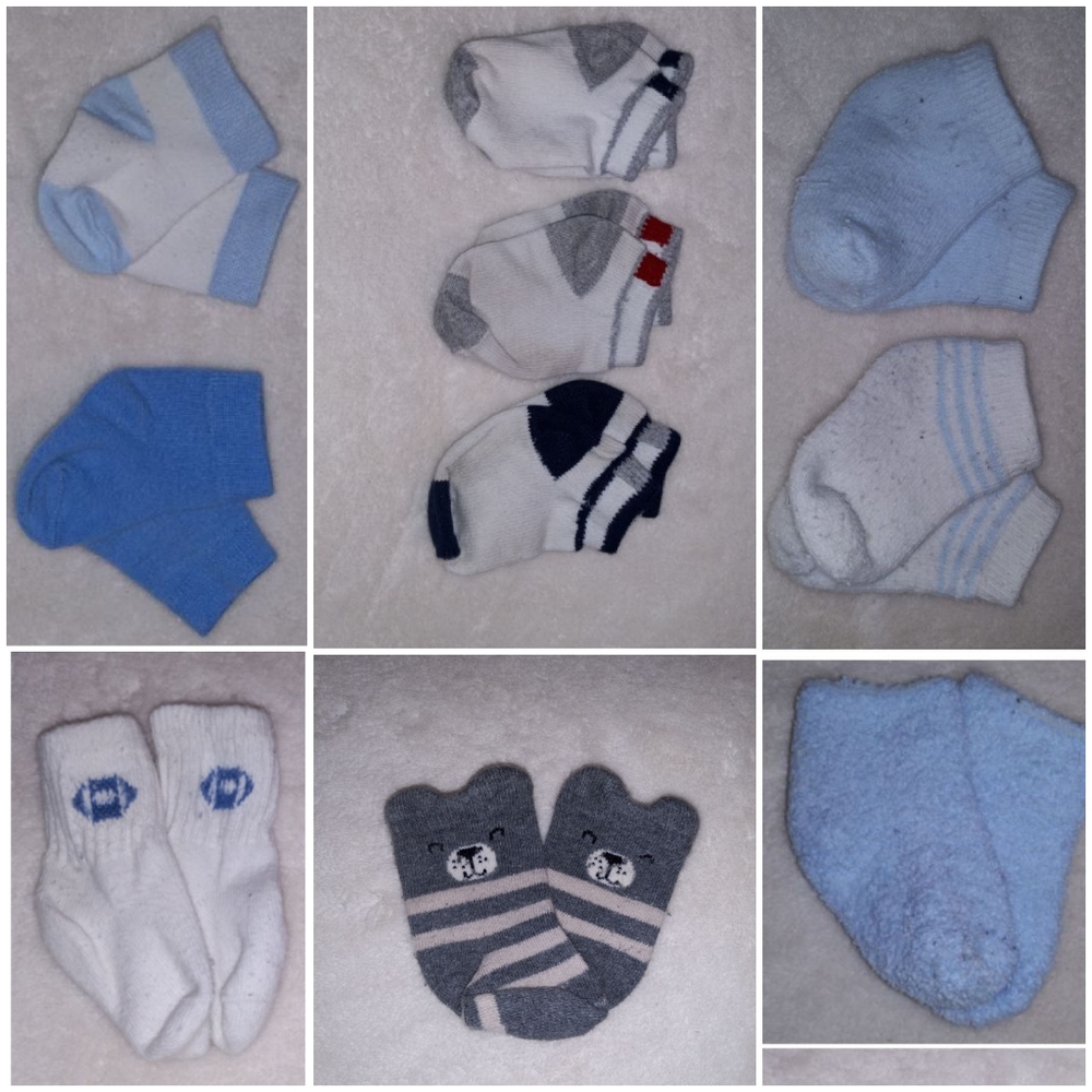 Bundle of over 40 pairs infant socks - Picture 2 of 16